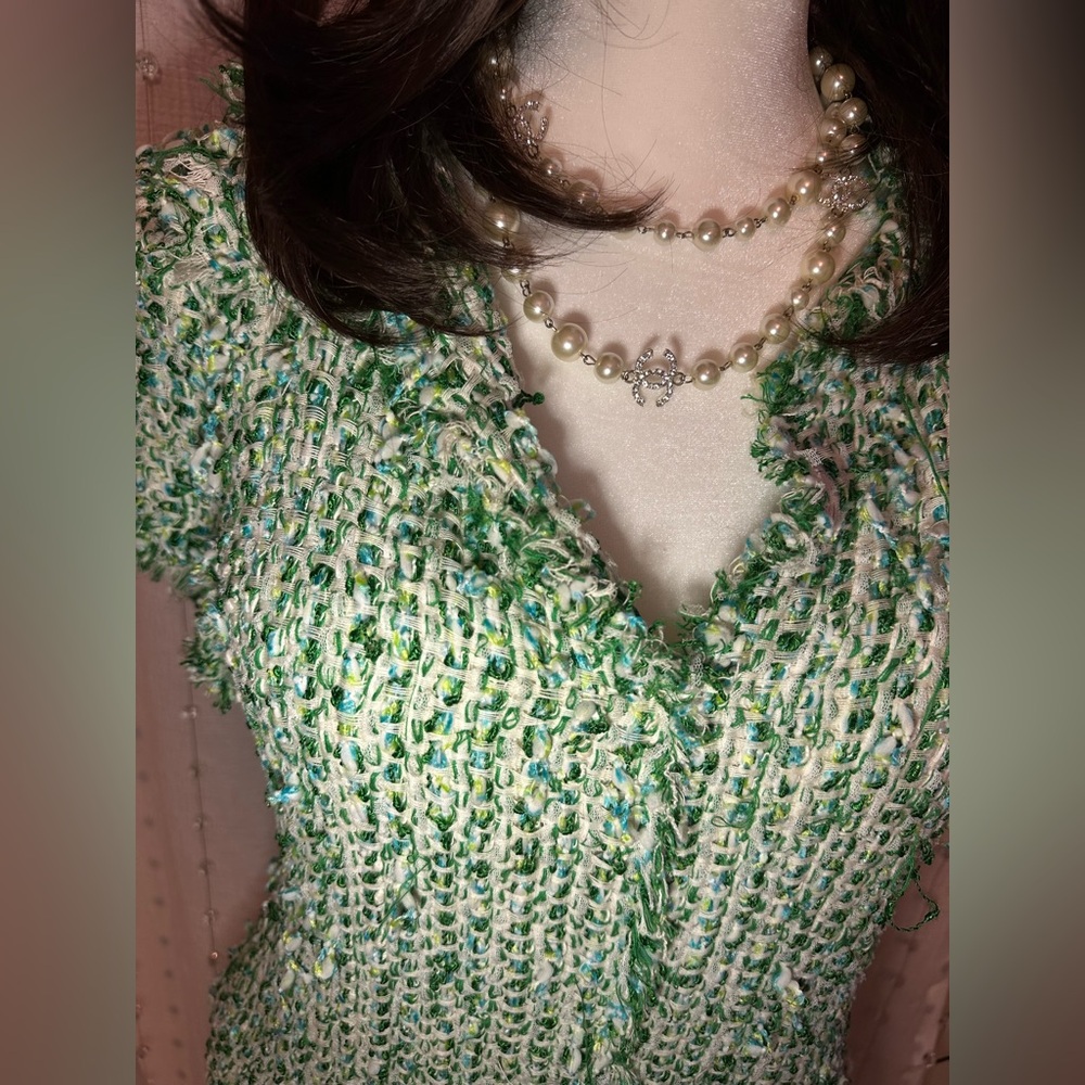 🔥Beautiful, Classic CH by Carolina Herrera Green & White Tweed Mini Dress Size 8 - Picture 14 of 15